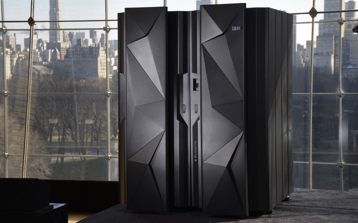 IBM “超體” Z13 誕生，服務(wù)移動平臺