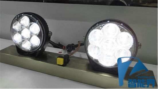 想要LED燈更亮嗎？新型微透鏡可大幅提高亮度