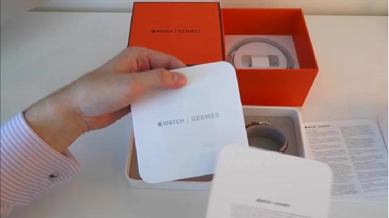 買(mǎi)不起就看看 愛(ài)馬仕牌Apple Watch開(kāi)箱