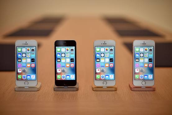 《華爾街日?qǐng)?bào)》：史上最廉價(jià)iPhone難打動(dòng)中國消費(fèi)者
