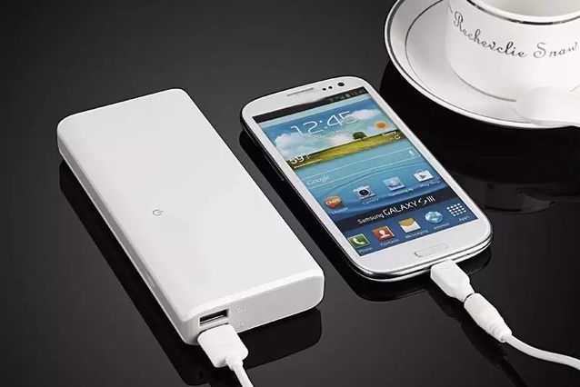iPhone充電寶這樣用太危險(xiǎn)！