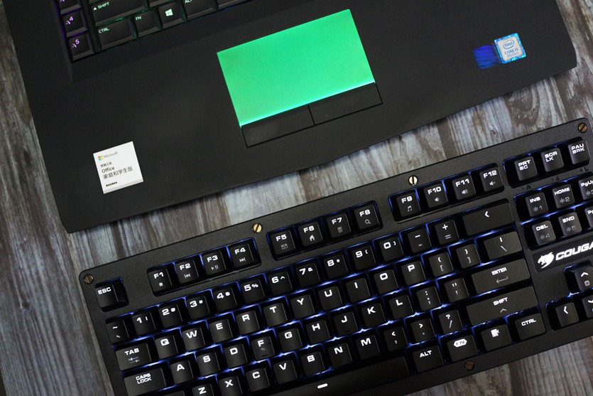 1594105619601792.jpg 70.jpg