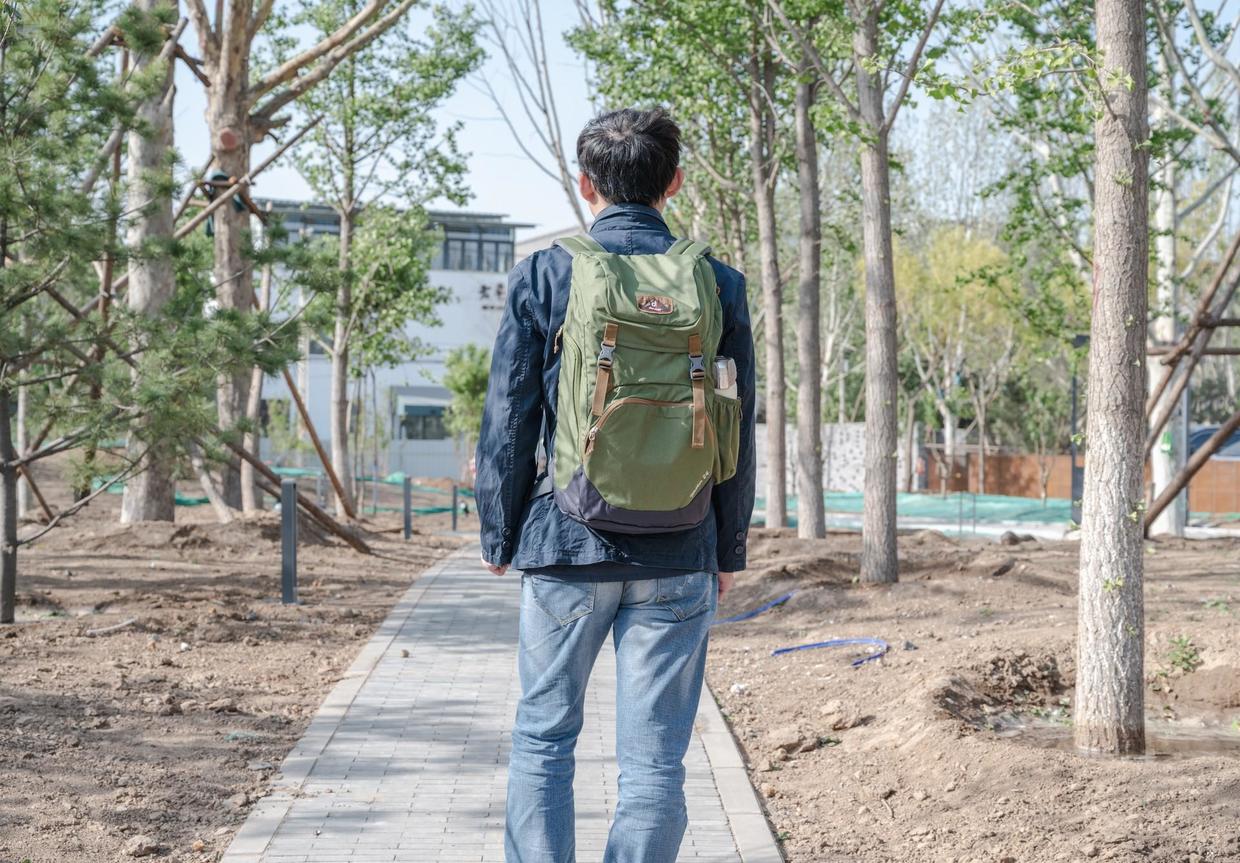 更適合步行者的背包，讓日常通勤更輕松，多特Walker通勤包體驗(yàn)