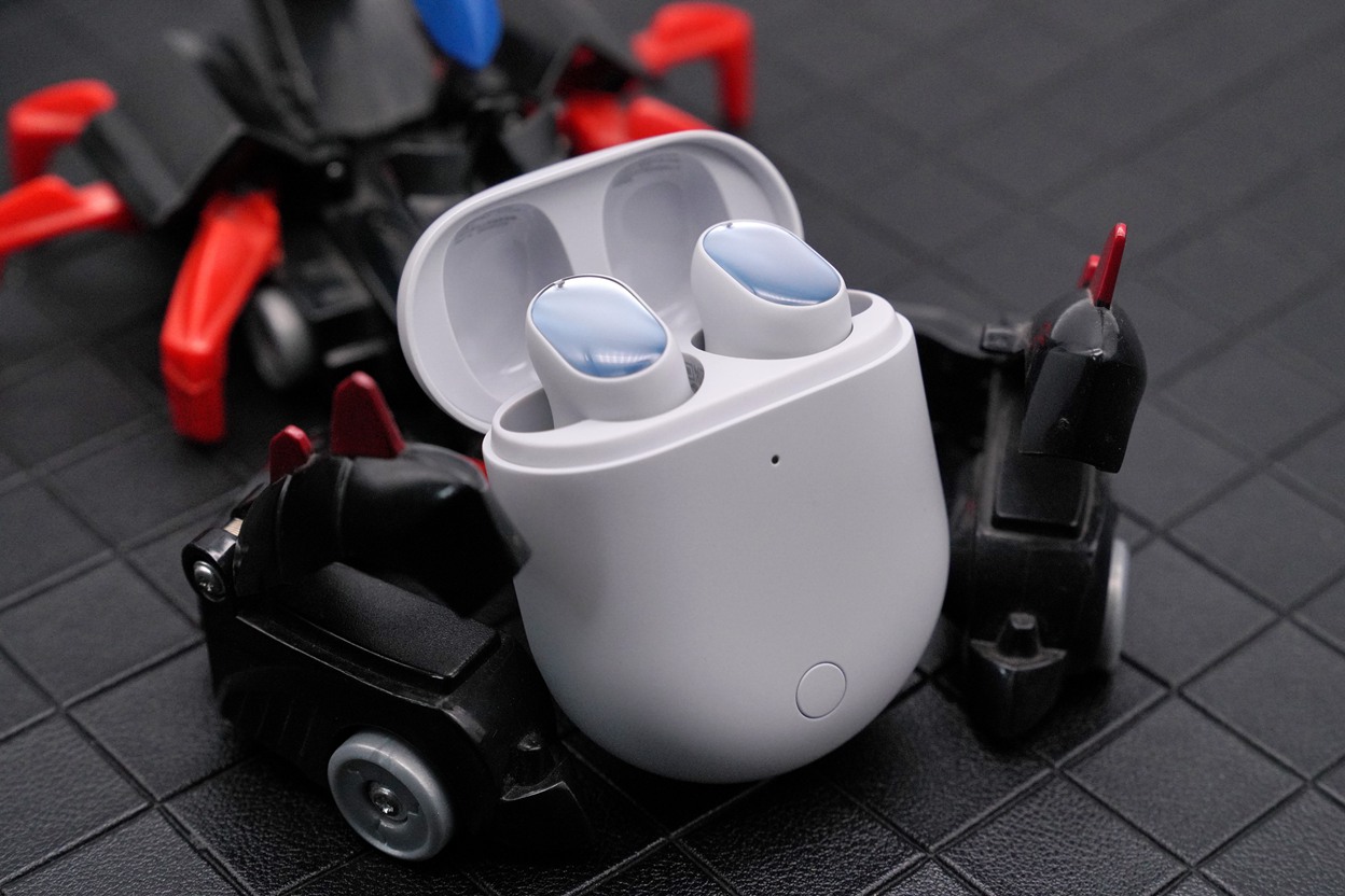 過(guò)一個(gè)炫彩的夏天，Redmi首款降噪耳機(jī)AirDots 3 Pro體驗(yàn)