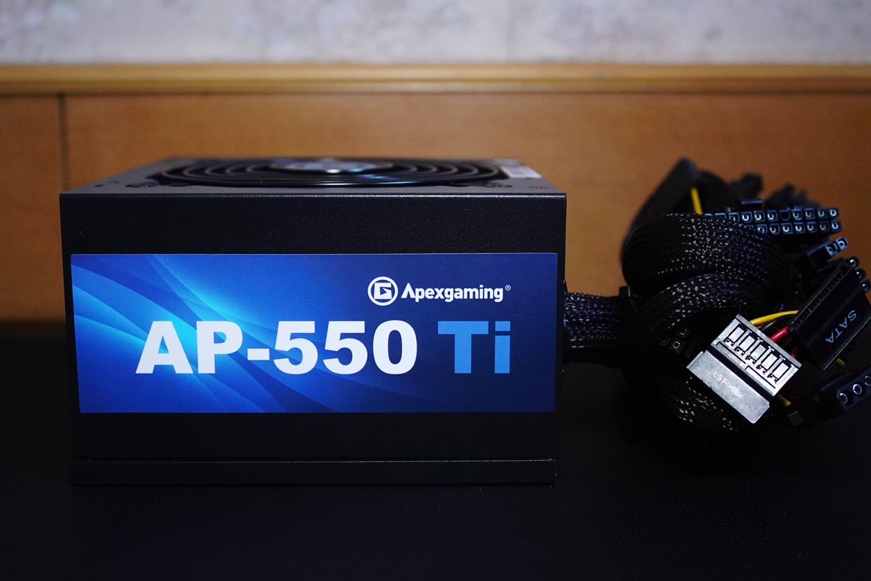 艾湃電競AP-550Ti電源：要性能，更要健康！