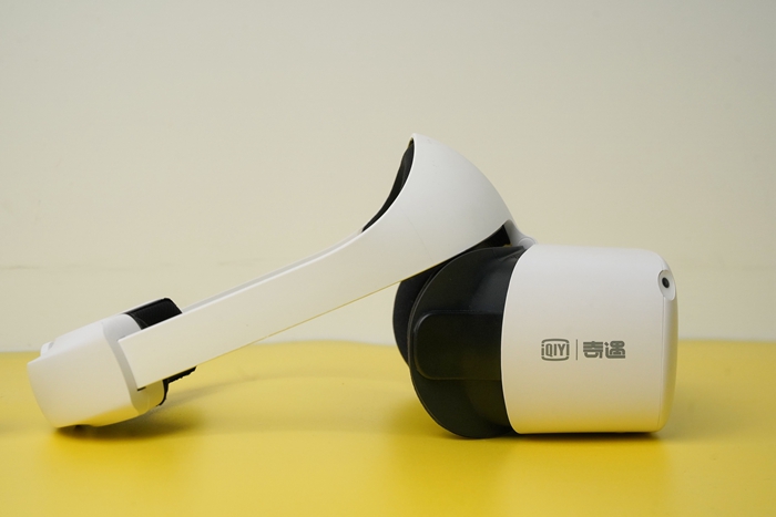 疫情居家太無聊？奇遇Dream·尊享版 VR 一體機(jī)承包你的快樂！