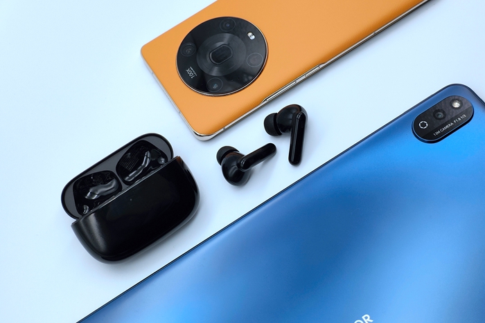 榮耀Earbuds 3 Pro：內(nèi)卷王者？不止音質(zhì)和降噪，還能AI測(cè)體溫！