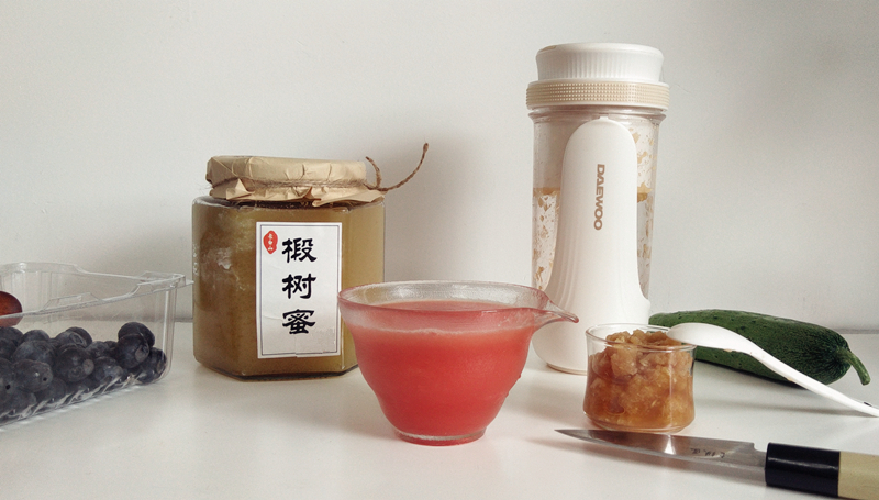 自制健康鮮榨果汁，大宇榨汁機(jī)帶你酷爽一夏