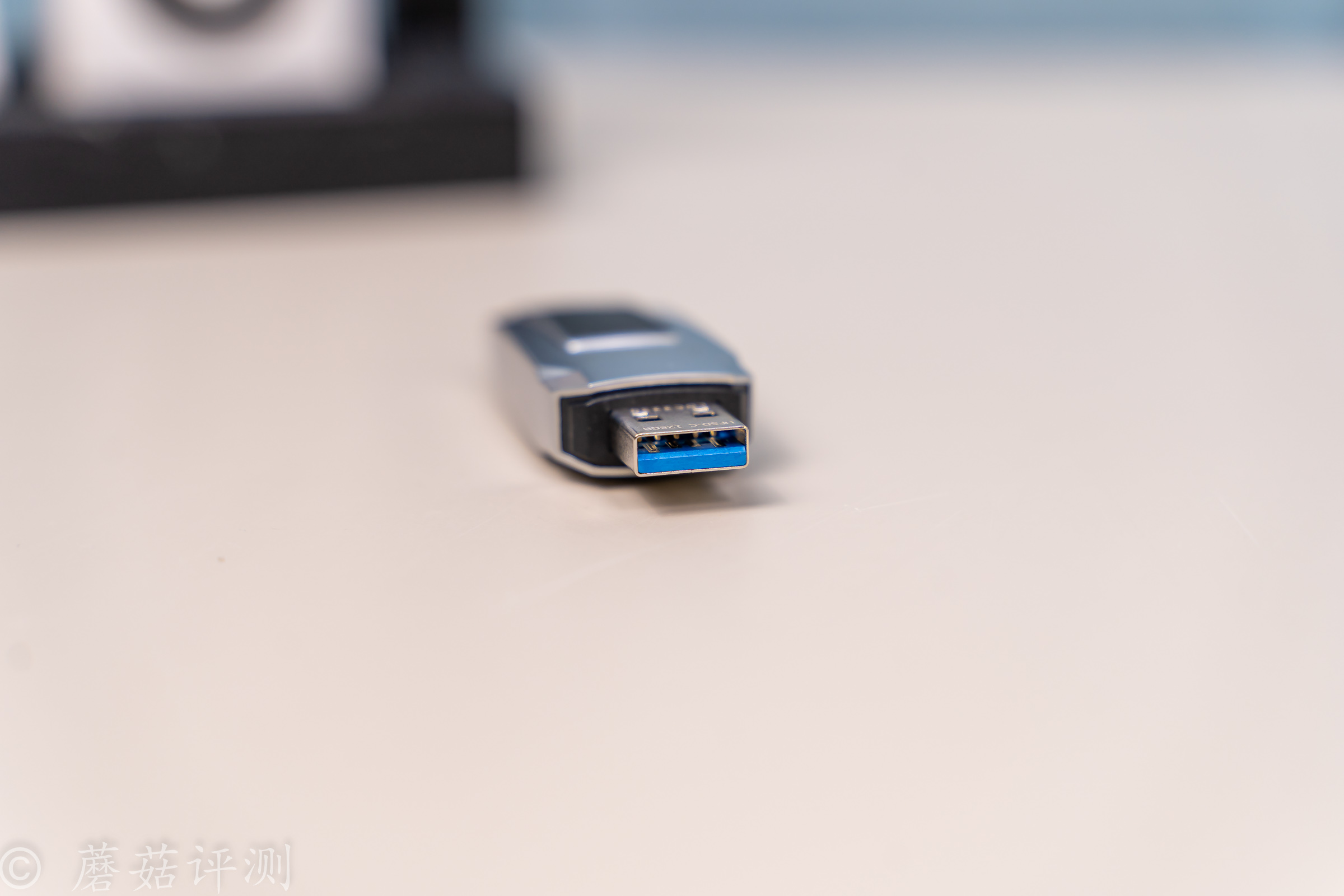 12_20221011_奧?？疲∣RICO）_U盤_USB3.2_Type-C學(xué)生辦公電腦車載優(yōu)盤_高速讀寫100MBS_【高速U盤】鋁合金USB3.2接口_128GB.jpg