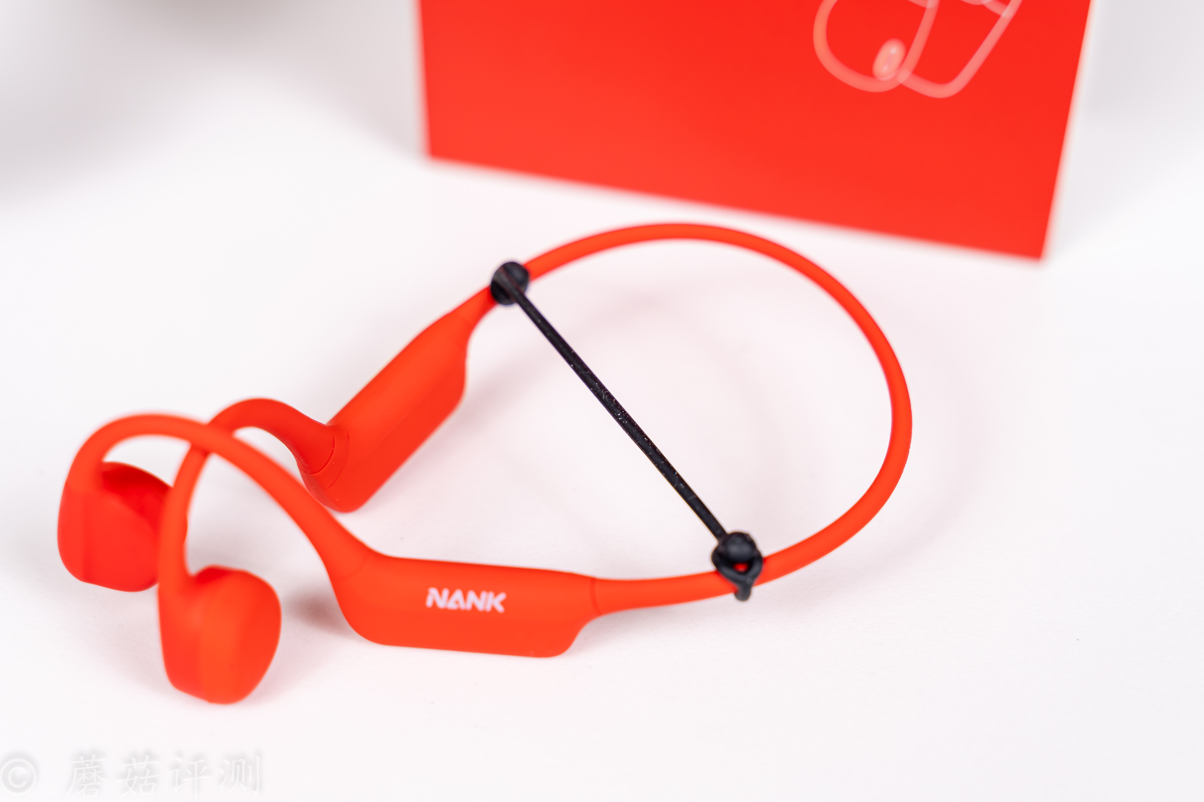 26_20230508_南卡（NANK）骨傳導耳機開放式藍牙耳機專業(yè)跑步不入耳健身無線充電運動超長續(xù)航NANK_NEO_朱砂紅.jpg